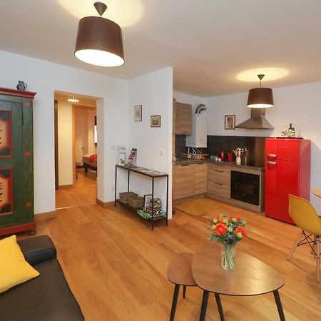 Ferienwohnung Au Buisson De Roses Colmar Exterior foto